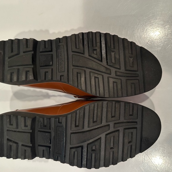 Franco Sarto Colette Lug Sole Loafer Gold Accent NWOB Sz 9 W Preppy - Picture 7 of 9